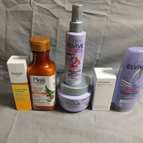 APPROXIMATELY 15 ASSORTED HEALTH & BEAUTY PRODUCTS TO INCLUDE L'OREAL, MIXSOON AND ELVIVE