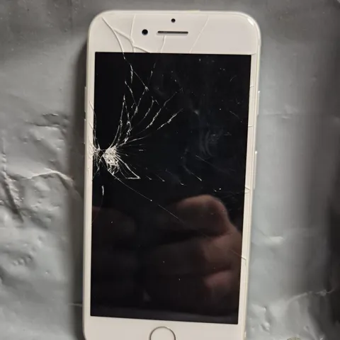 APPLE IPHONE 7 - MODEL A1778