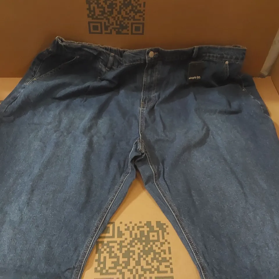 BOX CONTAINING APPROXIMATELY 11x BRAND NEW SIMPLY BE MID BLUE PLEAT DENIM JEANS - SIZE 28S