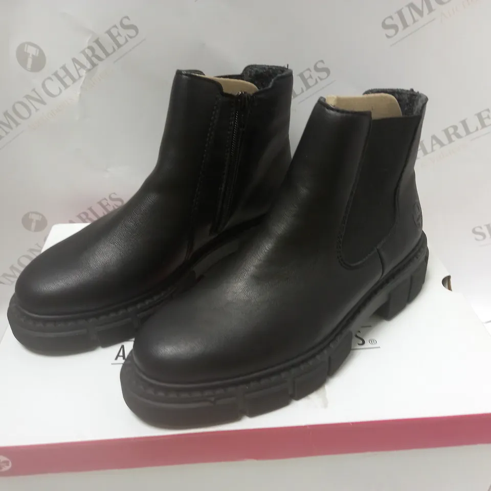 BOXED RIEKER CHUKY ANKLE BOOTS - SIZE 4