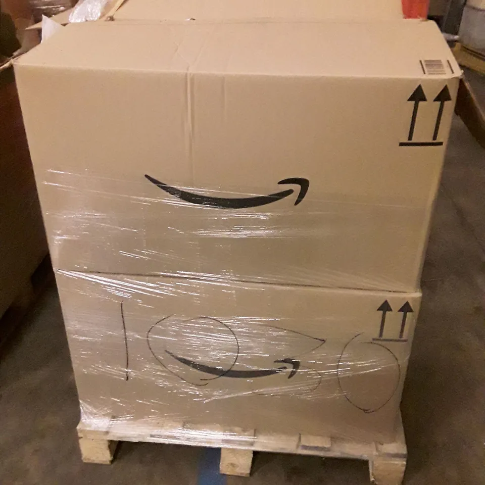 PALLET OF 4 BOXES CONTAINING ASSORTED PRODUCTS INCLUDING SINGLE USE FACE MASK, PEPPER GRINDERS, TABLET CASE, PORTABLE SSD, USB A TO USB C CABLE, CHEESE GRATER