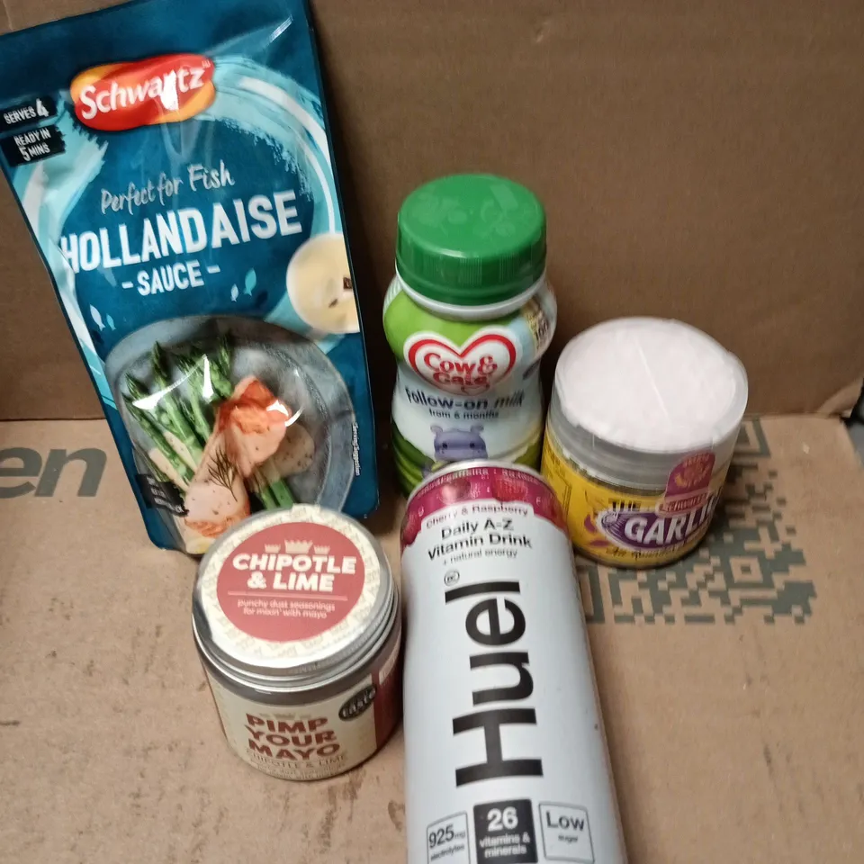 APPROXIMATELY 10 ASSORTED FOOD/DRINK PRODUCTS TO INCLUDE HOLLANDAISE SAUCE, HUEL DRINK, GARLIC SEASONING ETC 