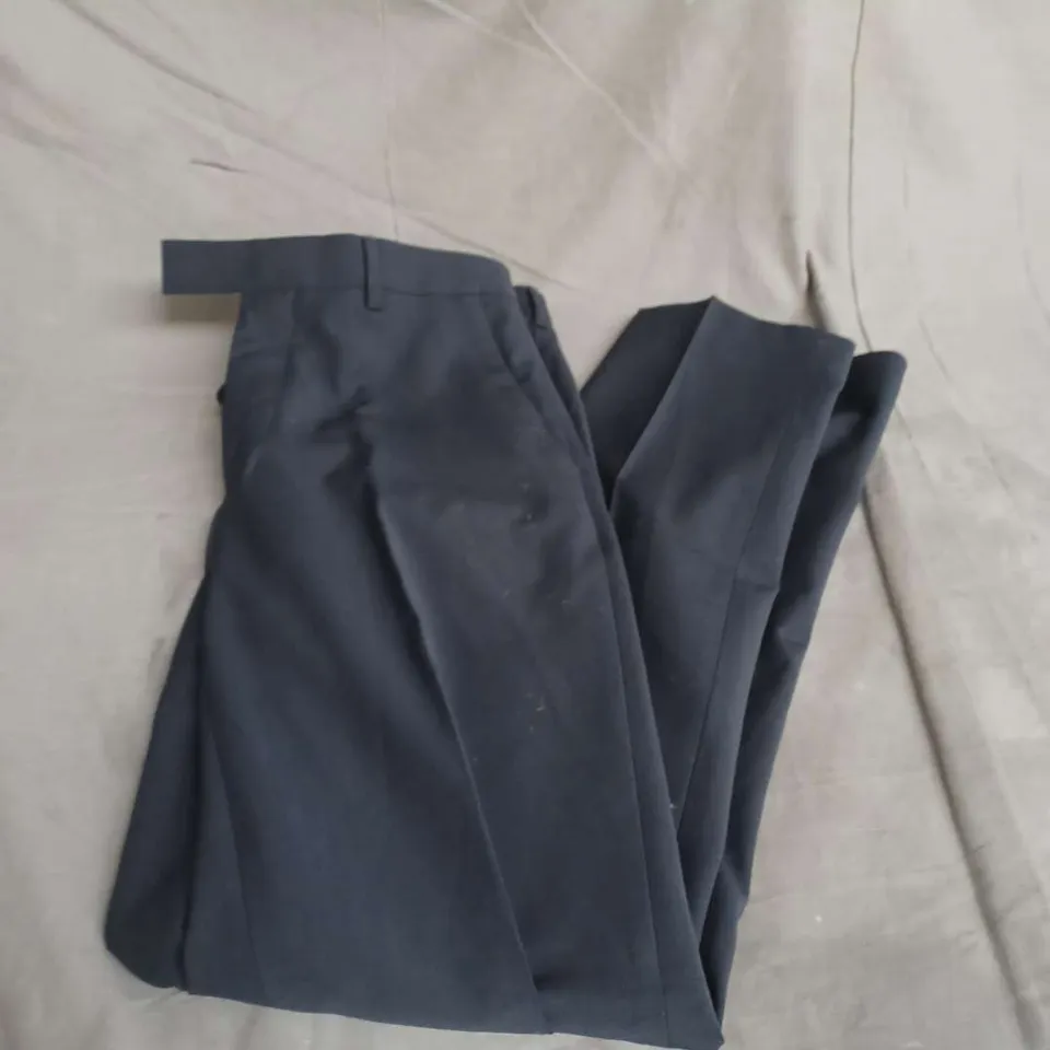 AUTOGRAPH TAILORED PERFORMANCE SUIT TROUSERS IN NAVY SIZE W32R L31