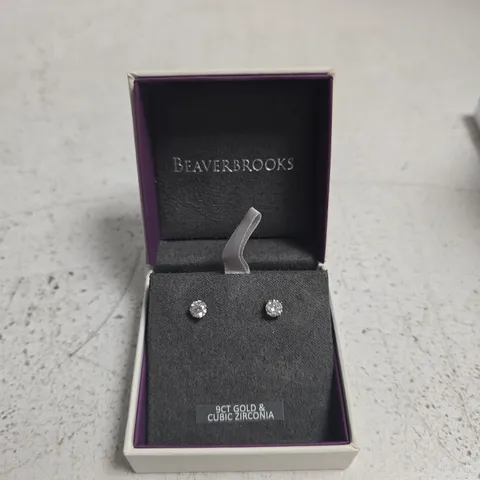 BEAVERBROOKS 9CT GOLD & CUBIC ZIRCONIA STUD EARRINGS – BOXED