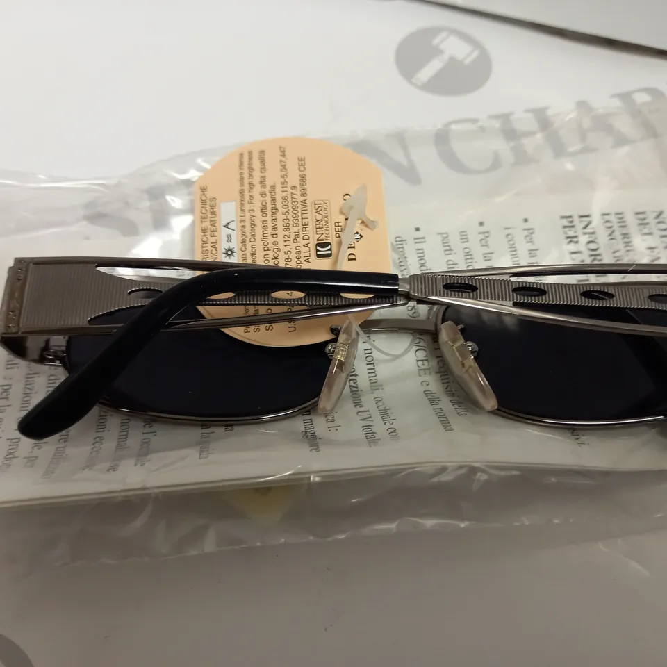 APPROXIMATELY 9 DIERRE STING SUNGLASSES