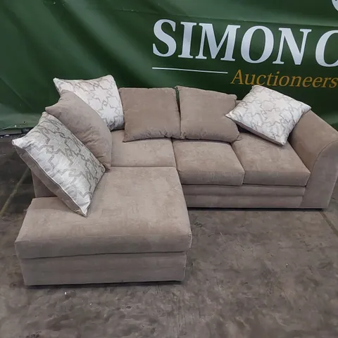 DESIGNER ARABELLA 2-PIECE UPHOLSTERED CORNER SOFA WITH CUSHIONS 