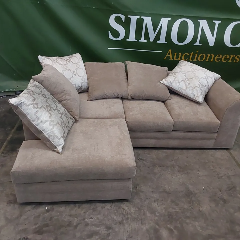 DESIGNER ARABELLA 2-PIECE UPHOLSTERED CORNER SOFA WITH CUSHIONS 