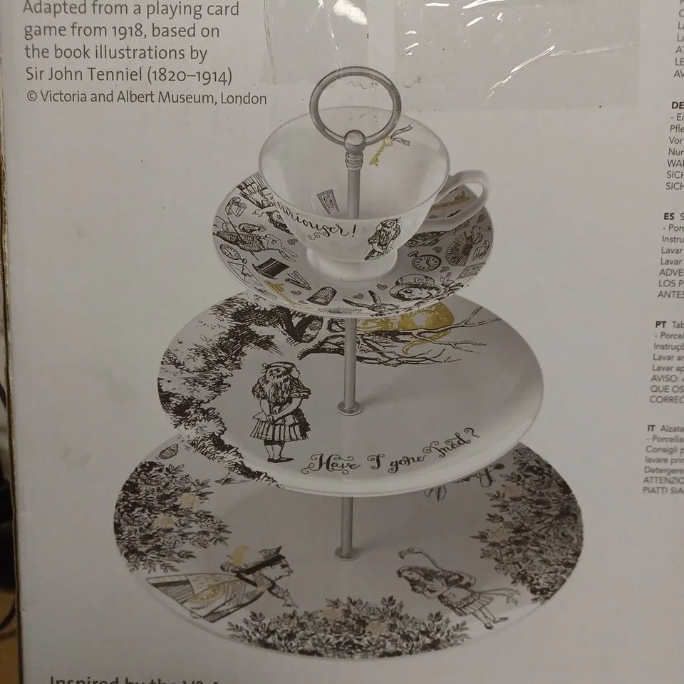 VICTORIA AND ALBERT ALICE IN WONDERLAND CHINA TEA CUP CAKE STAND