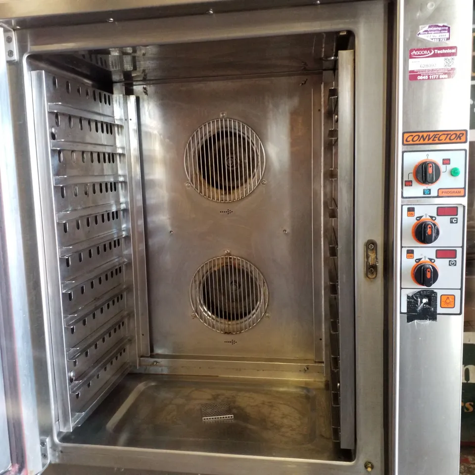 CONVECTOR 10 GRID ELECTRIC COMBI ON STAND