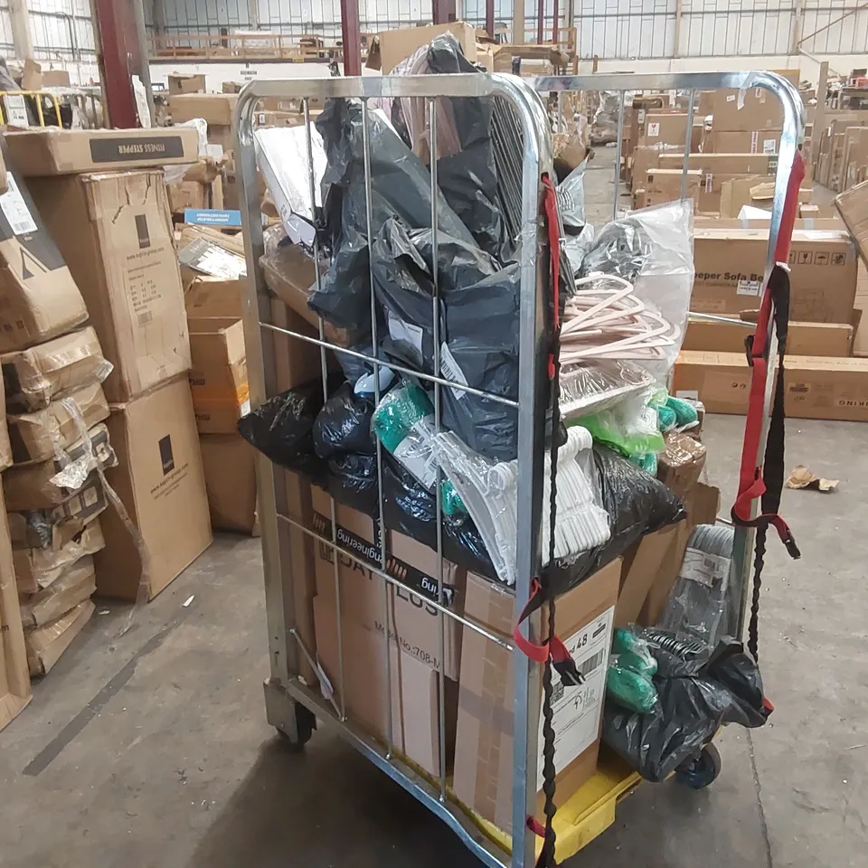 CAGE OF ASSORTED CONSUMER PRODUCTS INCLUDING: CLOTHES HANGERS, GARDEN HOSE ECT // CAGE NOT INCLUDED 