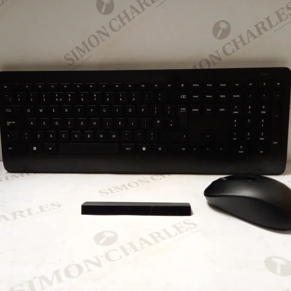 MICROSOFT WIRELESS 900 KEYBOARD 