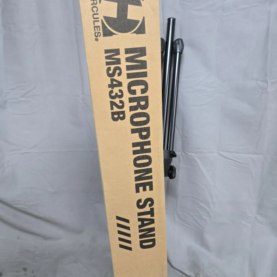 BOXED OYPLA BLACK PADDED FOLDING BREAKFAST KITCHEN BAR STOOL SEAT BLACK