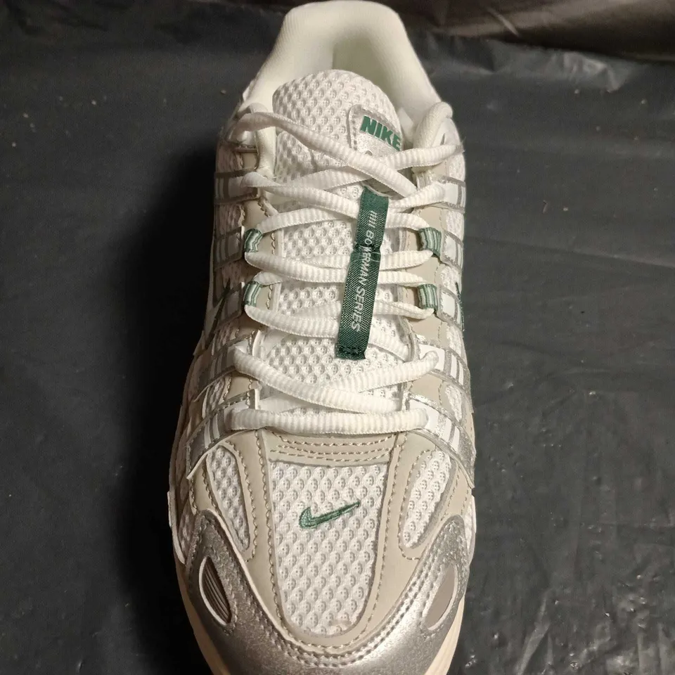 PAIR OF NIKE P6000 TRAINERS - UK SIZE 9I