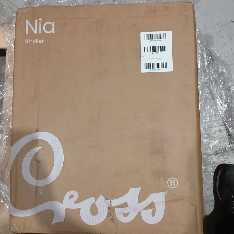 BOXED SILVER CROSS NIA STROLLER CHAMPAGNE