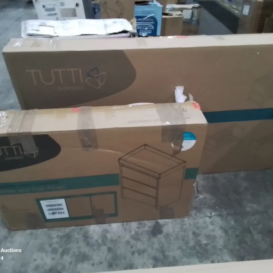 BOXED MODENA 2 PIECE FURNITURE SET TO INCLUDE MODENA COT BED AND BABY CHEST CHANGING UNIT IN WHIE INISH (2 BOXES) 