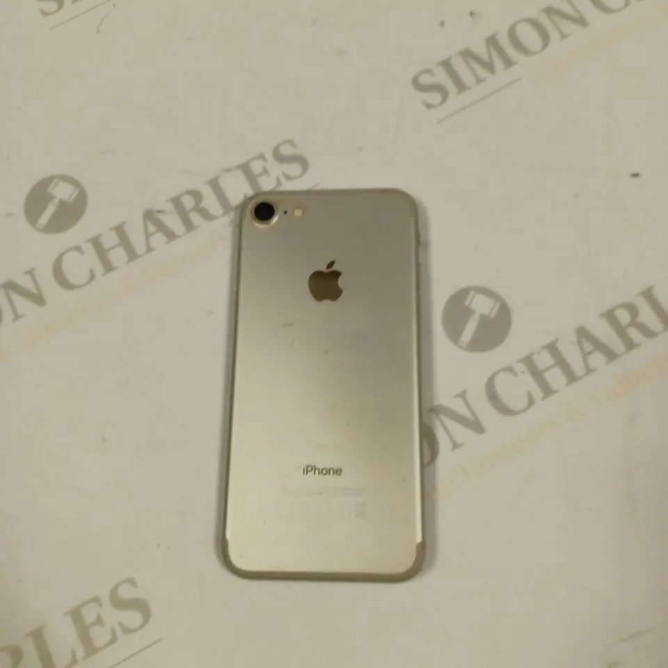 APPLE IPHONE 7 (A1778) SMARTPHONE