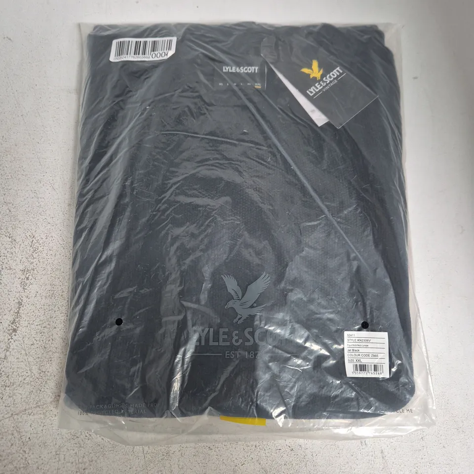 BAGGED LYLE & SCOTT PIQUE MOCK NECK JUMPER – JET BLACK, XXL