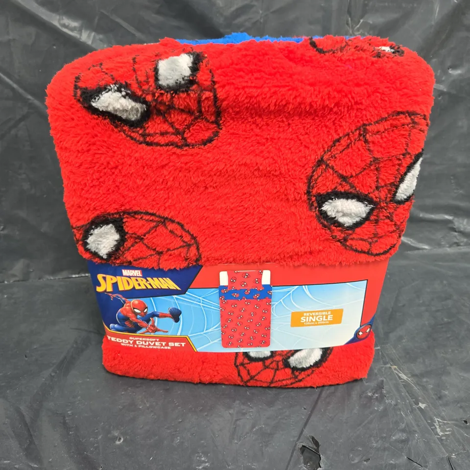 MARVEL SPIDER-MAN TEDDY DUVET SET - SINGLE 