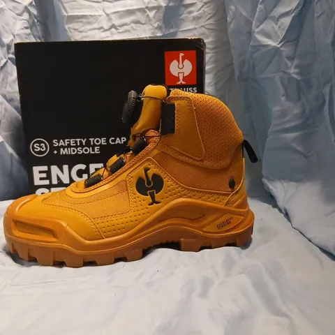 STRAUSS E.S. KASTRA II MID SAFETY BOOTS – UK 6.5 (EU 40)