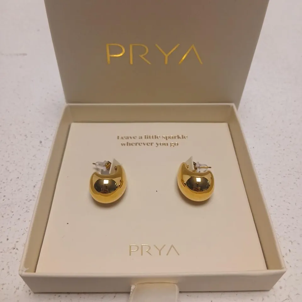PRYA GOLD-TONE CRESCENT HOOP EARRINGS – GIFT BOXED