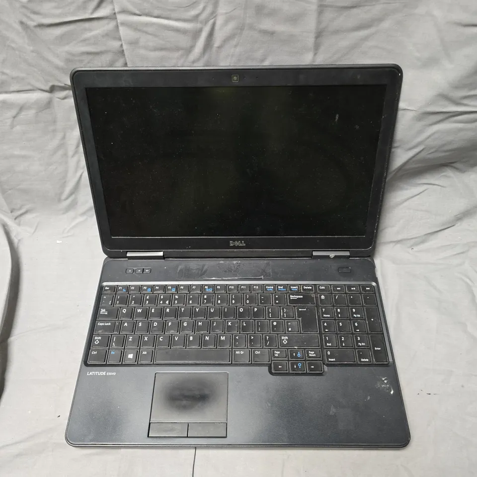 DELL LATITUDE E5540 LAPTOP