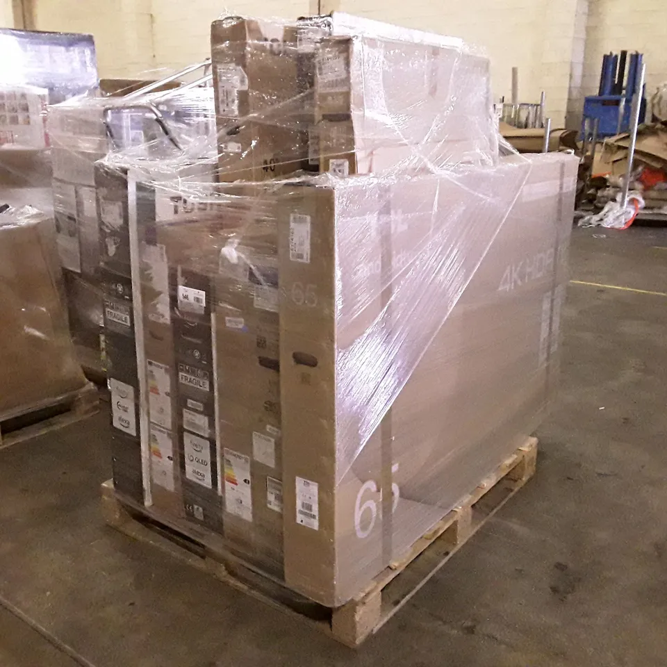 PALLET OF APPROXIMATELY 10 ASSORTED TELEVISIONS INCLUDING