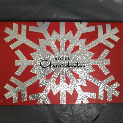 SEALED HOTEL CHOCOLAT CLASSIC CHRISTMAS LUXE SELECTION BOX