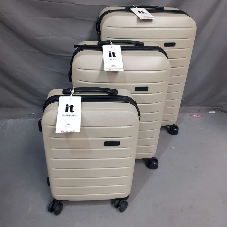BOXED IT LUGGAGE TRAVEL SENTRY LEGION PLAZA TAUPE THREE PIECE LUGGAGE SET