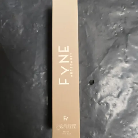FYNE FLAWLESS FINISH CONCEALER PRO – 9ML - SHADE 38