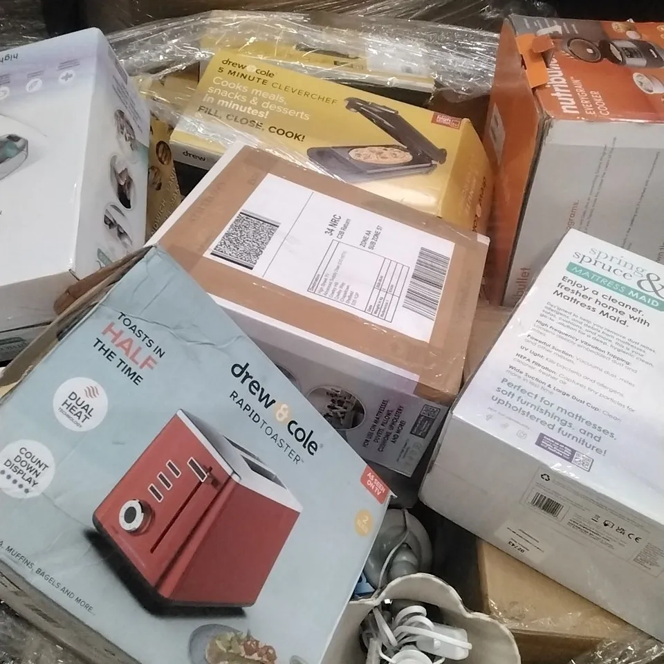 PALLET TO CONTAIN PALLET OF ASSORTED GOODS WHICH INCLUDE;MATTRESS MAID, TOASTERS, NUTRIBULLET EVERY GRAIN COOKER, SIMILAR PRODUCTS ETC