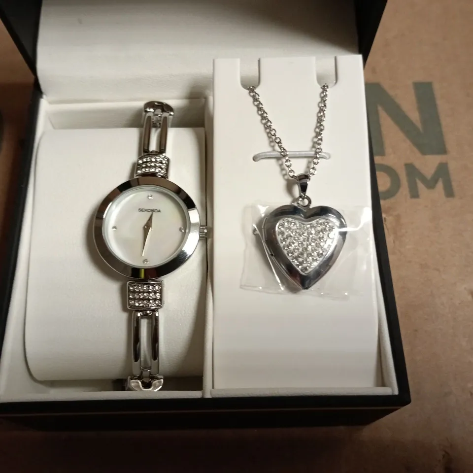 BOXED SEKONDA WATCH AND NECKLACE SET IN STAINLESS STEEL