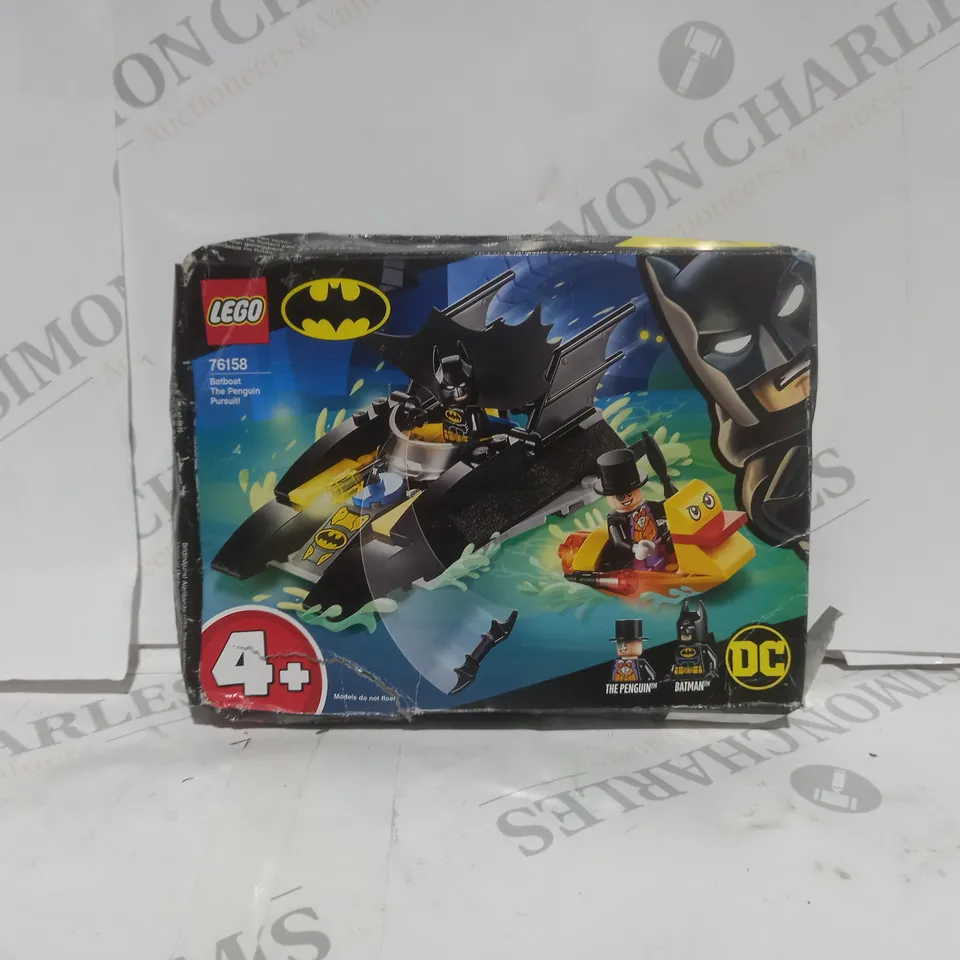 BOXED LEGO BATMAN BATBOAT THE PENGUIN PURSUIT - 76158