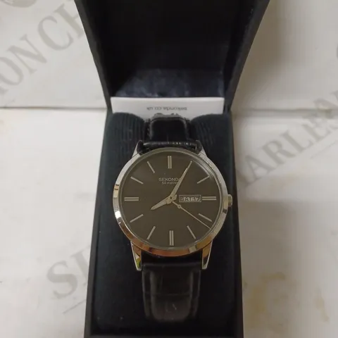 SEKONDA MEN'S DAY DATE LEATHER STRAP WRISTWATCH