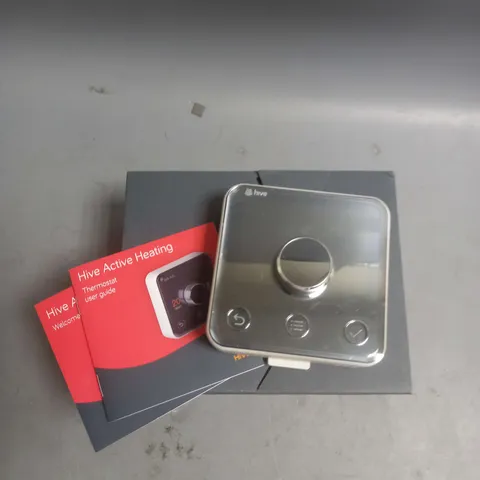 BOXED HIVE ACTIVE HEATING THERMOSTAT