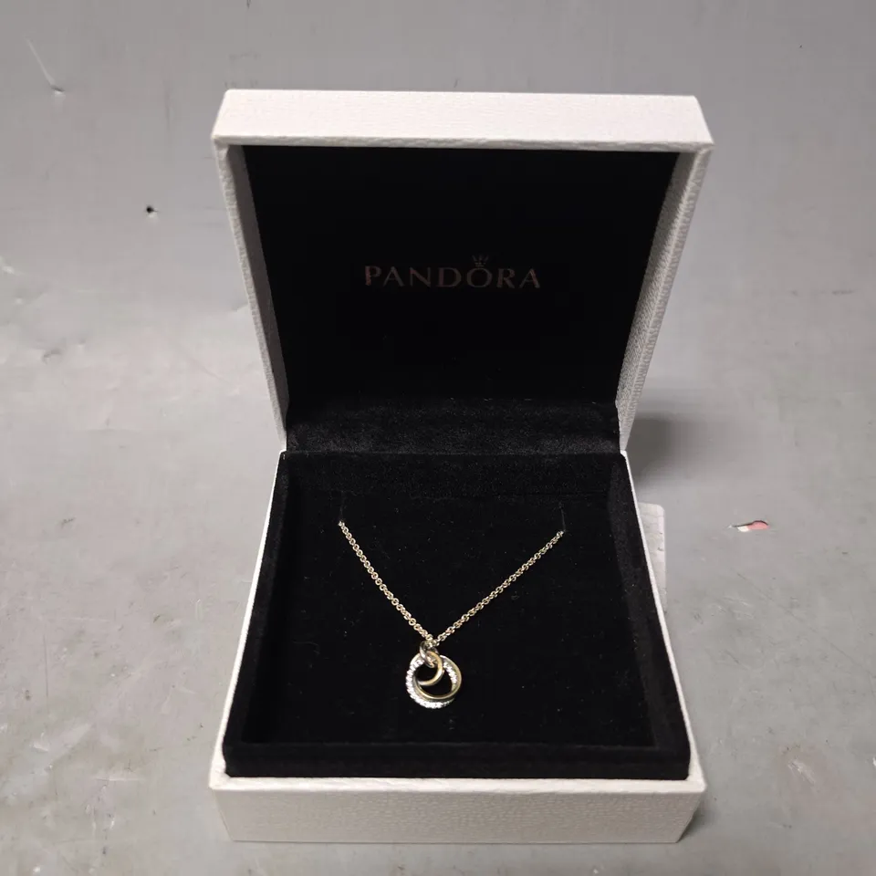 BOXED SWAROVSKI DEXTERA INTERLOCKING CIRCLE PENDANT 