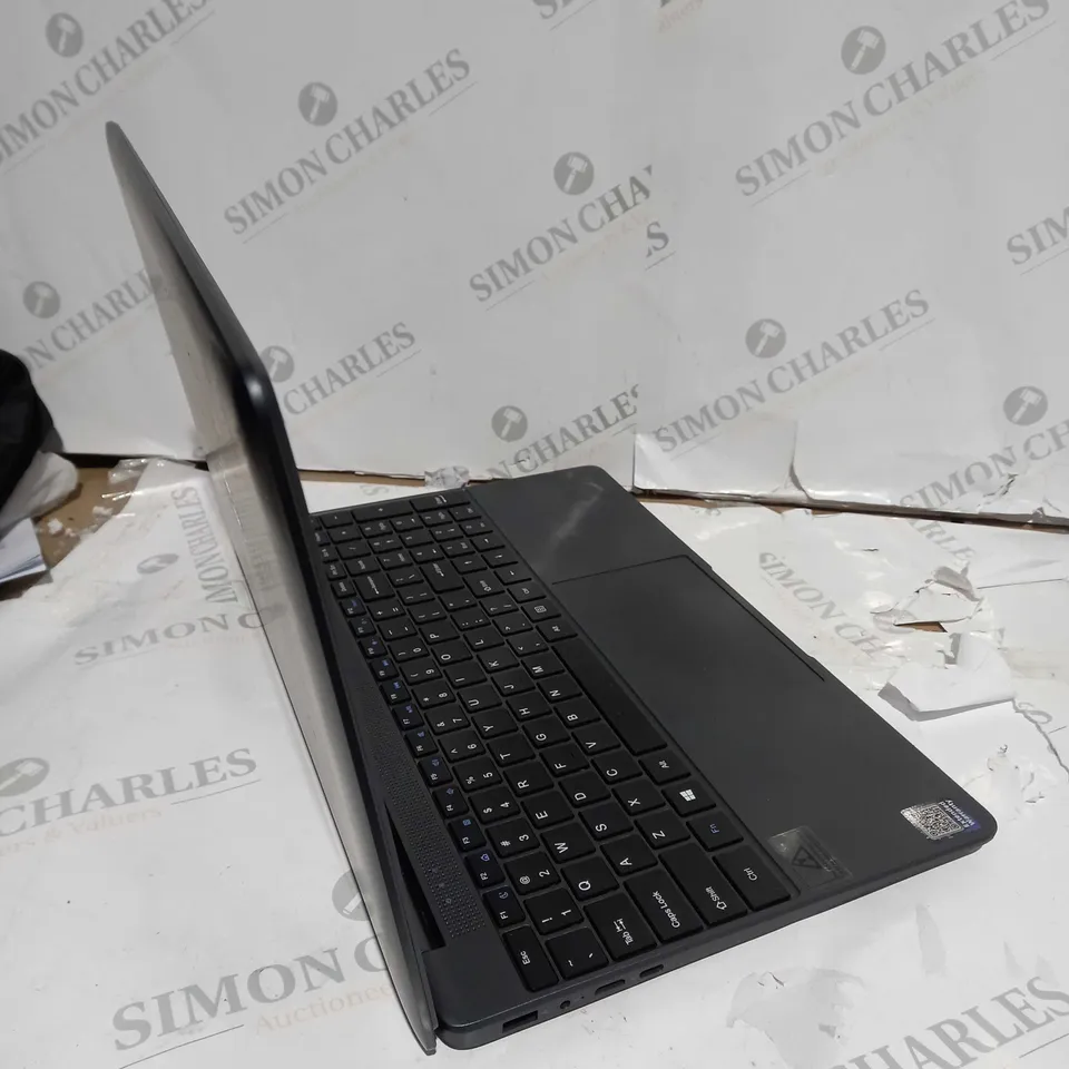 SGIN LAPTOP BLACK 