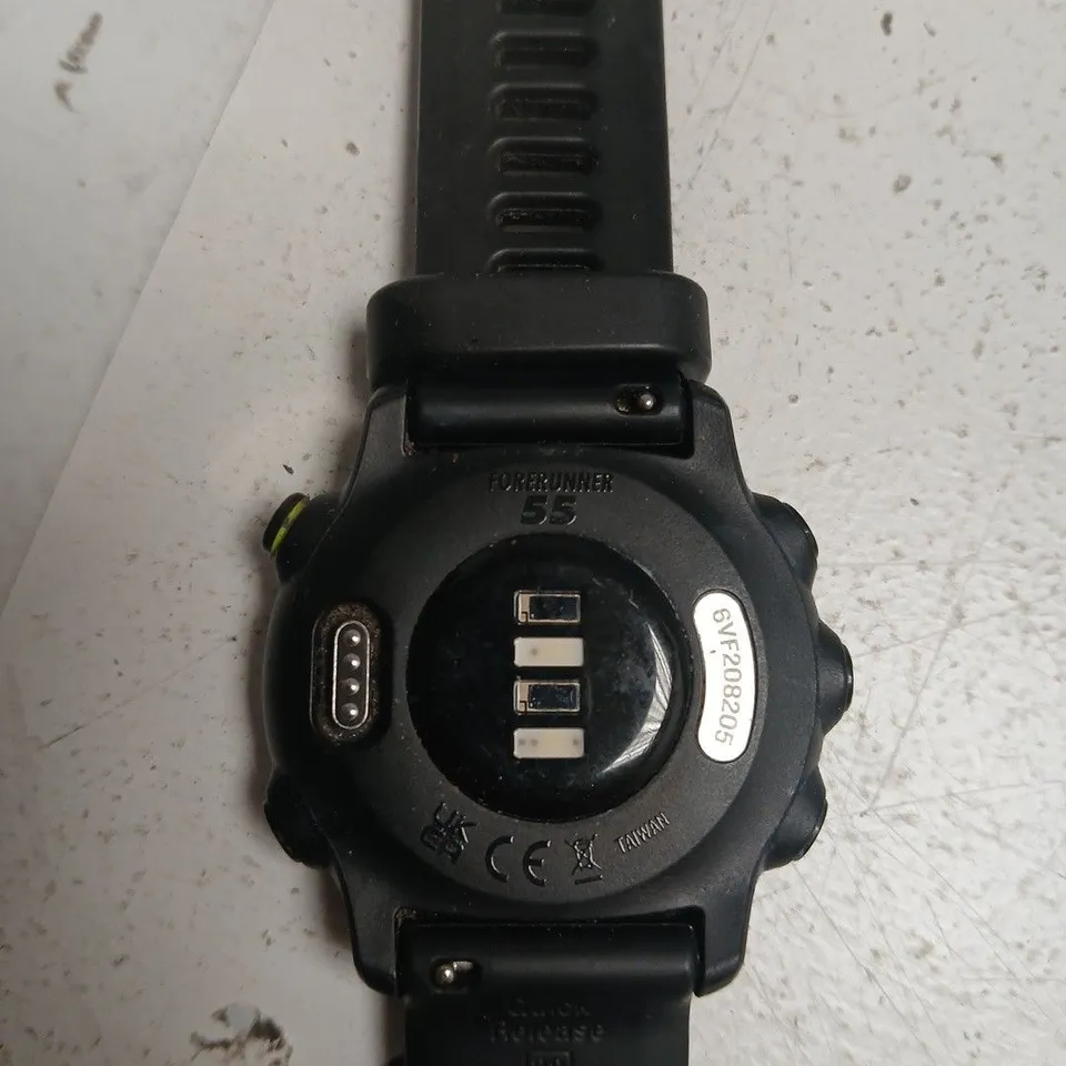GARMIN FORERUNNER 55 GPS RUNNING WATCH – BLACK, SILICONE STRAP