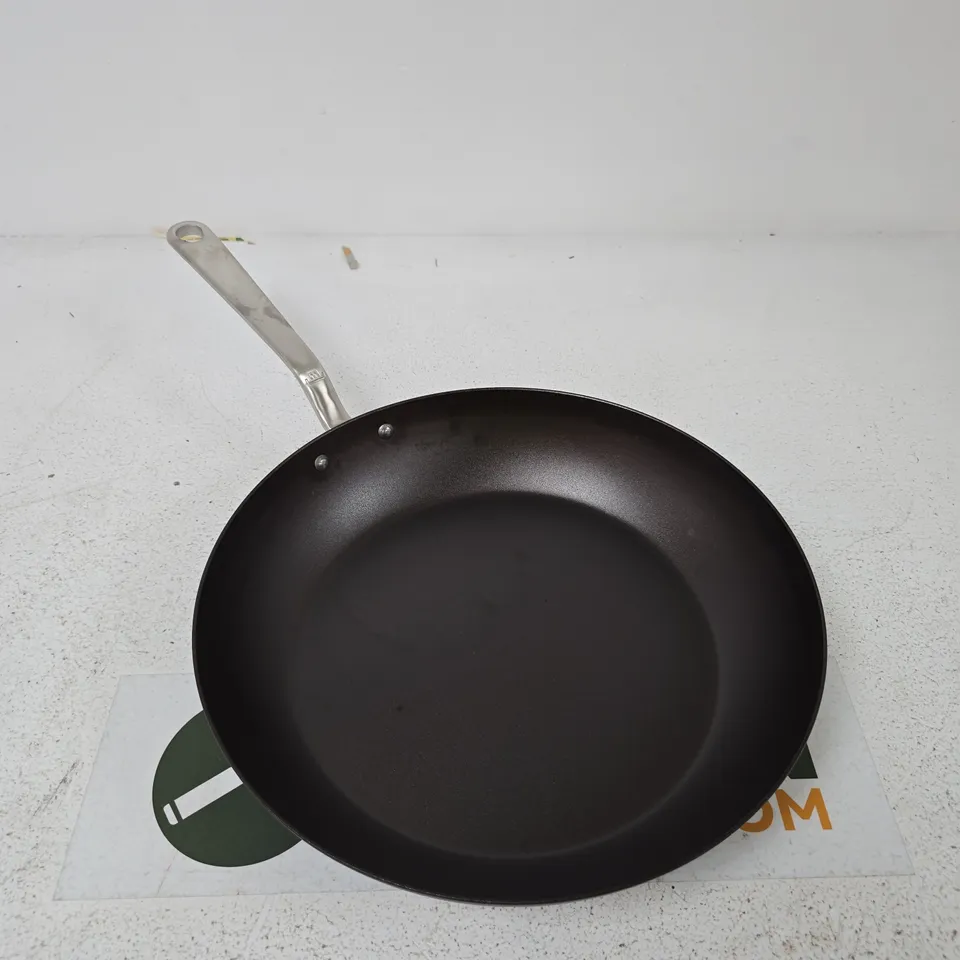 MADE IN 12.5 INCH FRYING PAN