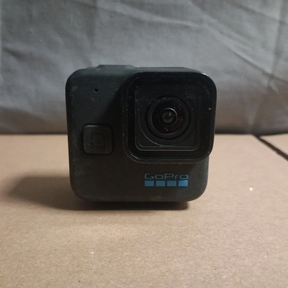 GOPRO HERO11 BLACK MINI ACTION CAMERA