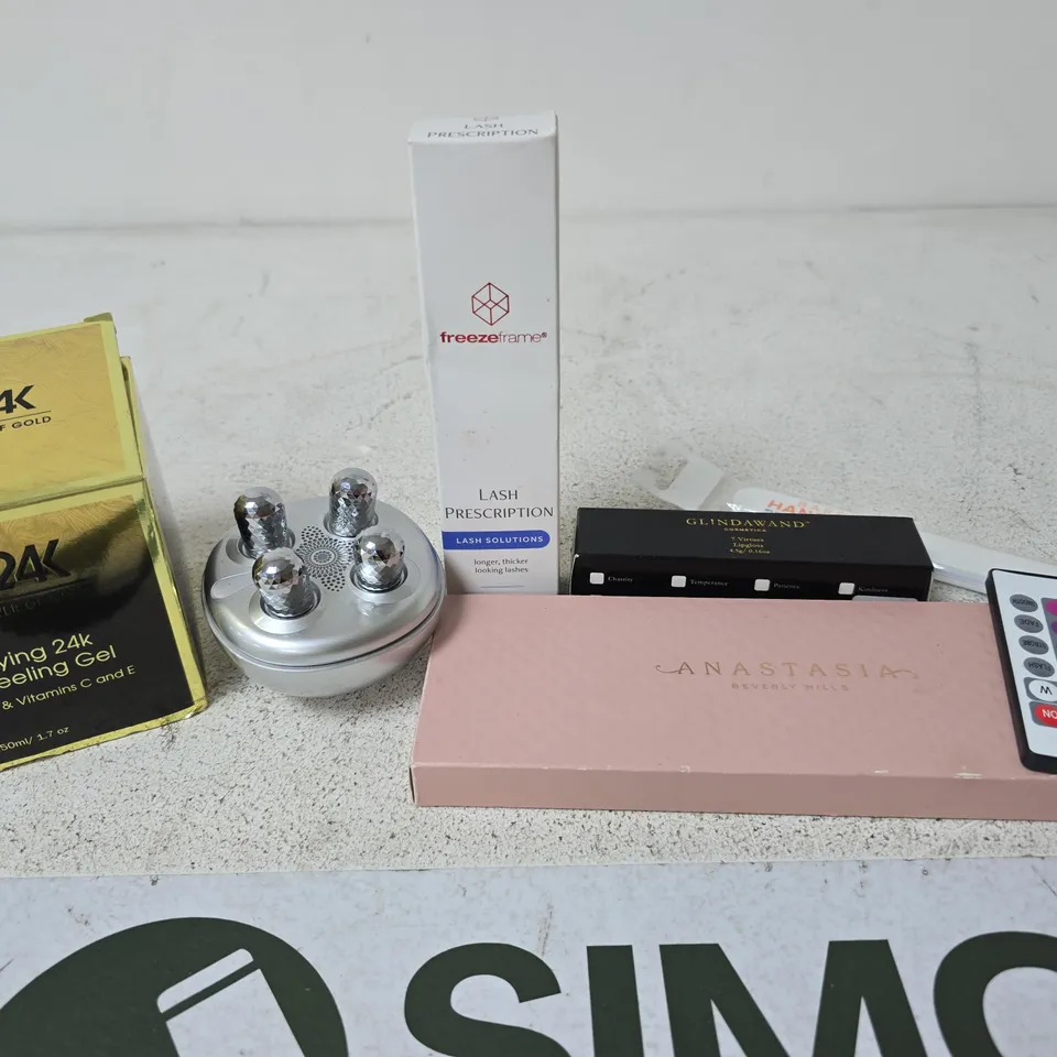 BOX OF APPROX 20 ASSORTED ITEMS TO INCLUDE FACIAL PEELING GEL, LASH SERUM, NAIL BUFFER, ETC