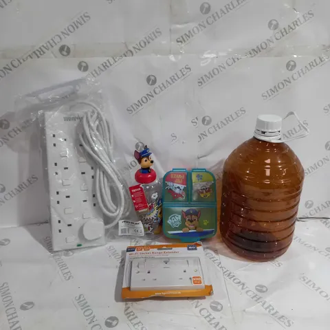 BOX OF APPROXIMATELY 15 ASSORTED ITEMS TO INCLUDE - 8 PLUG EXTENSION LEAD - WIFI SOCKET RANGE EXTENDER - PAW PATROL BOTTLE ECT