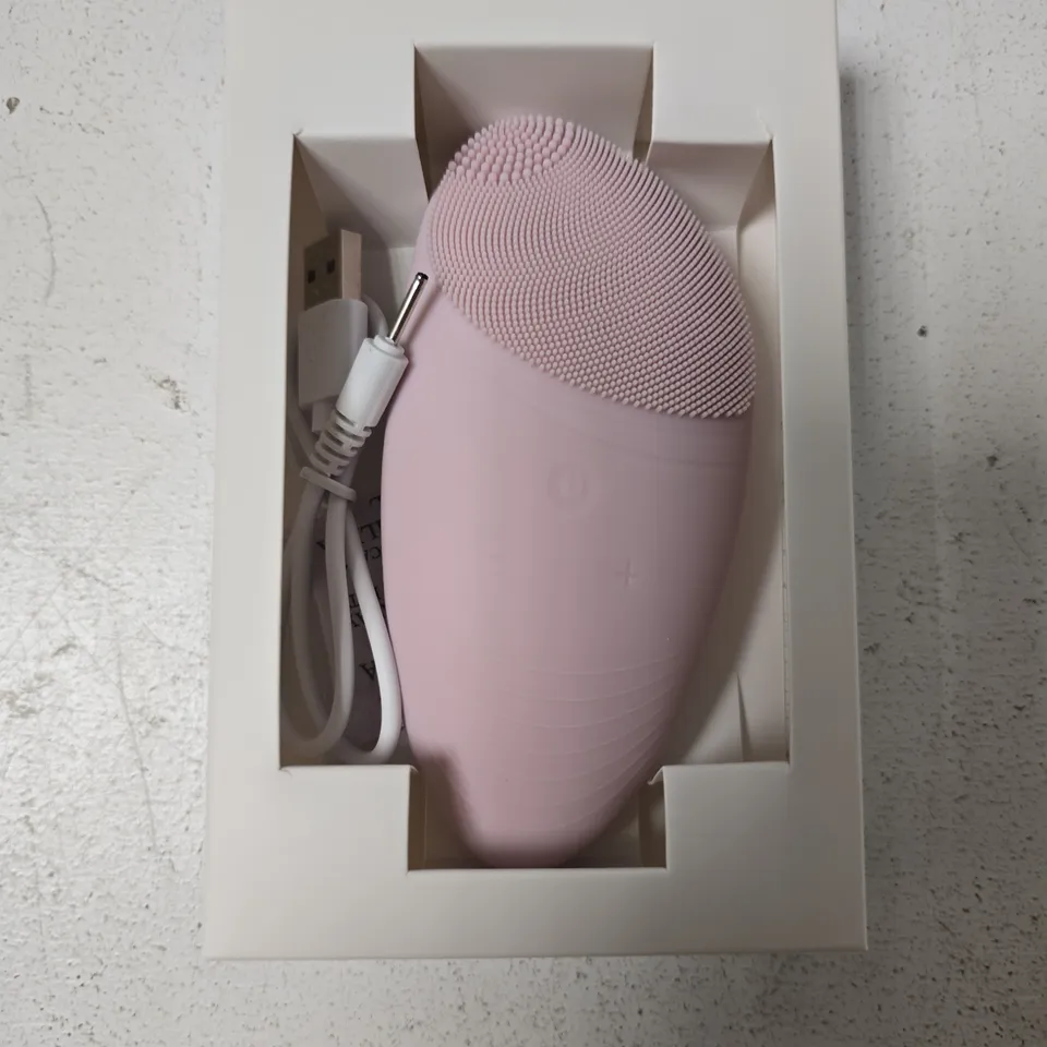 TILI FACIAL CLEANSING BRUSH