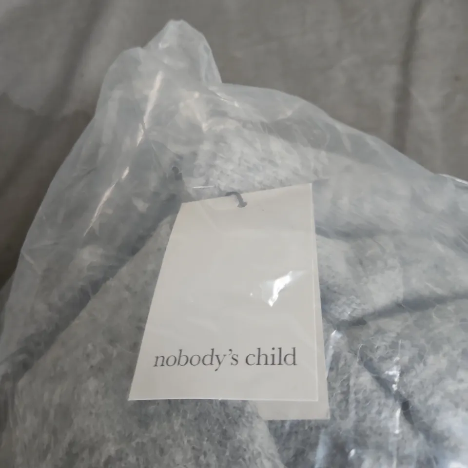 NOBODY'S CHILD OVERSIZED SCARF/JUMPER – GREY, UK M (EU M, USA M)