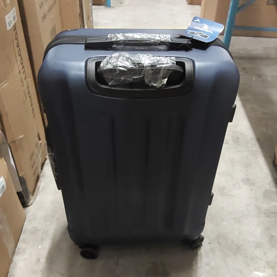 LUGG 24" HARDSHELL TRAVEL SUITCASE 