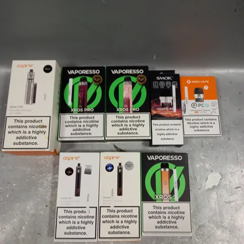 APPROXIMATELY 20 VAPES & E-CIGARETTES TO INCLUDE SMOK, GEEK VAPE, ASPIRE ETC