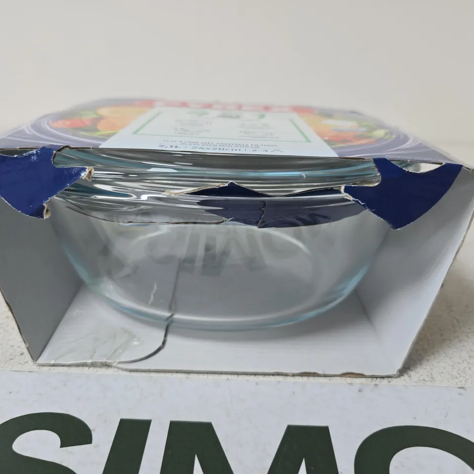 PYREX 4 IN 1 GLASS BAKEWARE DISH WITH LID – 2.1L (24 X 20 CM)