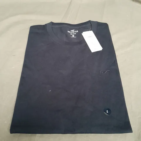 HOLLISTER COTTON NAVY T-SHIRT - LARGE