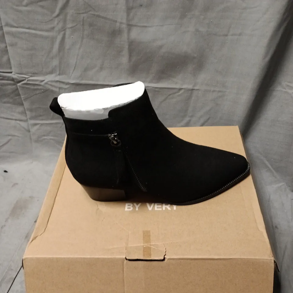 VERY WOMEN'S BLACK SUEDE ANKLE BOOT WITH SIDE ZIP – UK SIZE 4 WIDE FIT BOXED