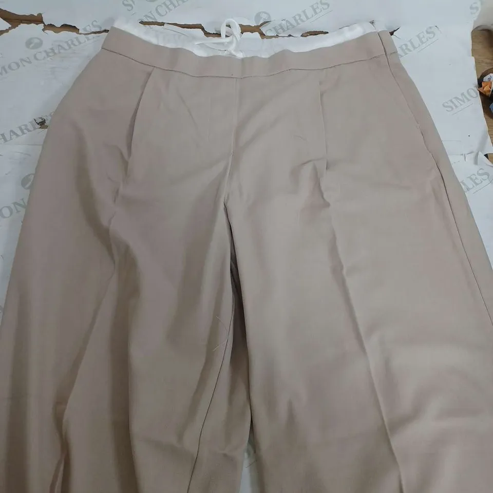 ZARA BEIGE TROUSERS WITH WHITE WAIST - EUR LARGE