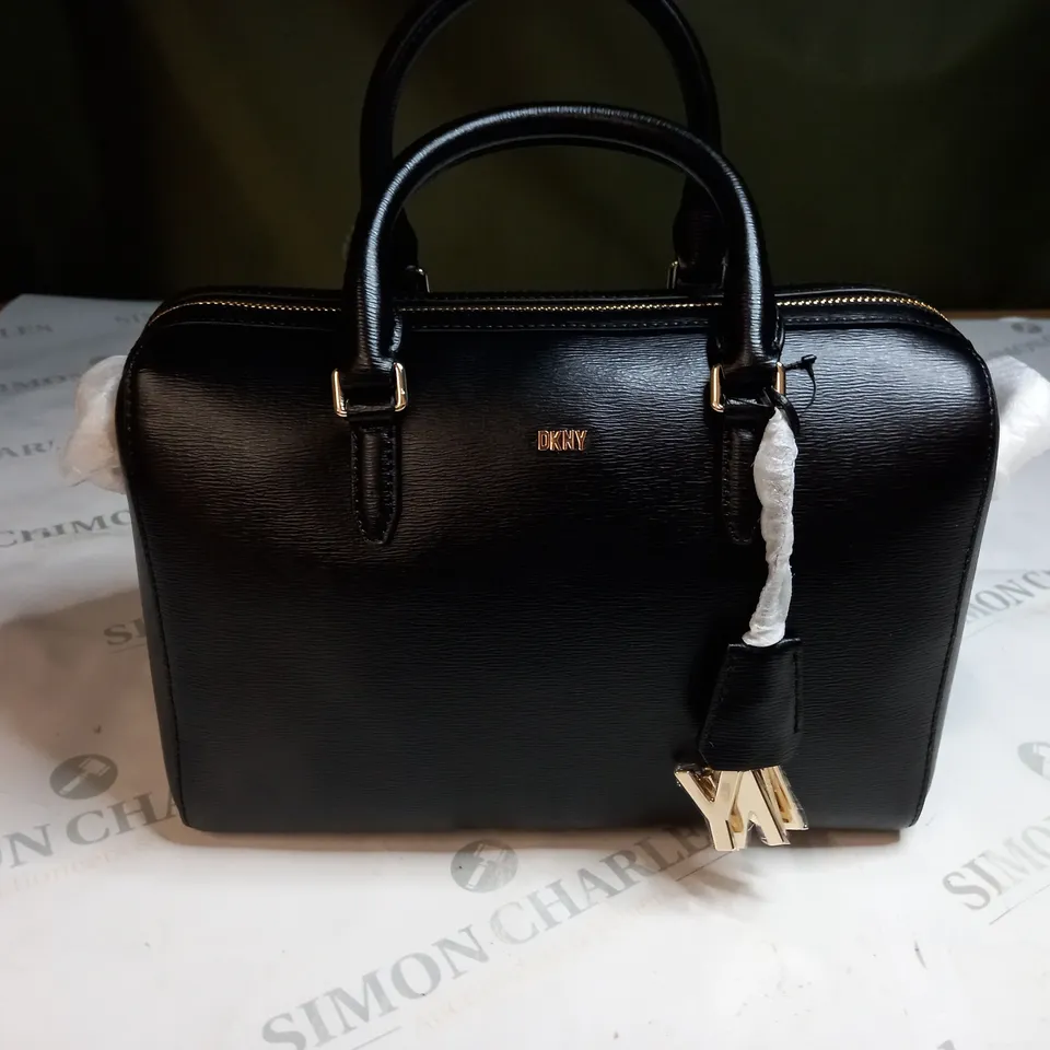DKNY LEATHER HANDBAG 